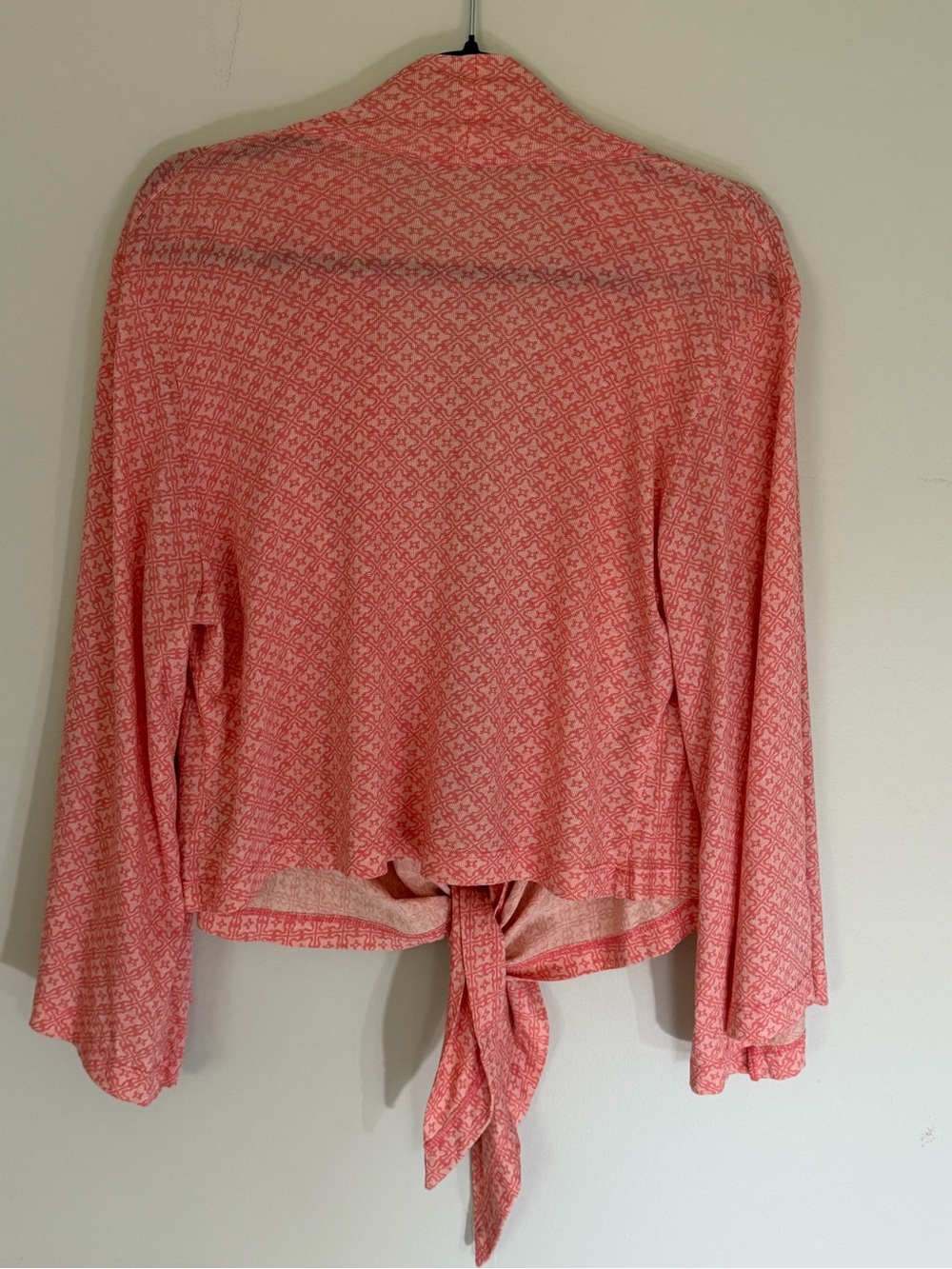 Alternative Apparel Coral Print Tie Front Cardigan Top Size L - Picture 2 of 6